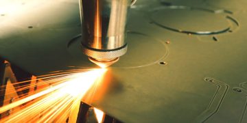 تجهیزات پیشرفته فلزکاری و تأثیر آن‌ها بر صنعت مدرن
