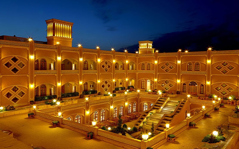 از شمال تا کویر: راهنمای تخصصی رزرو اقامتگاههای بومگردی با حفظ اصالت فرهنگی و کیفیت خدمات